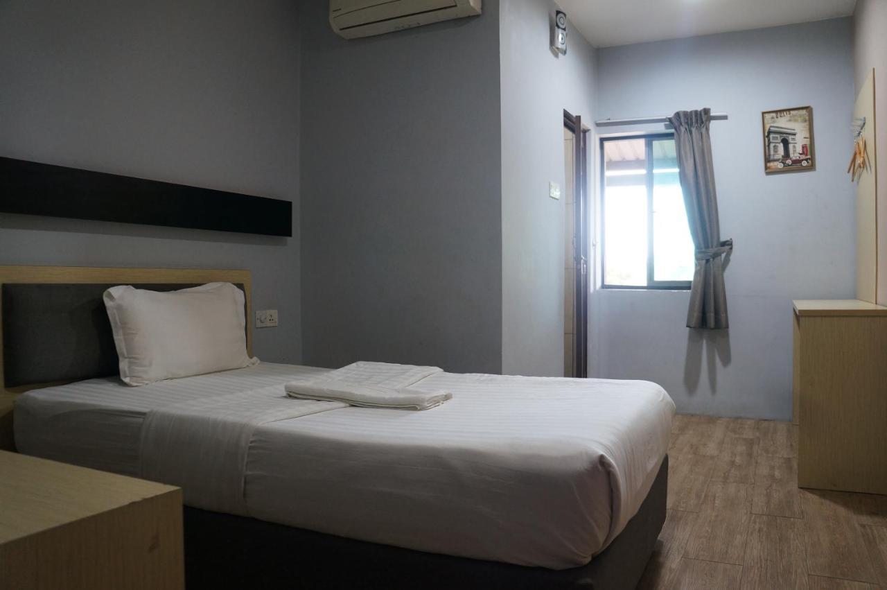 Unikarya Lodge Kota Kinabalu Exteriör bild