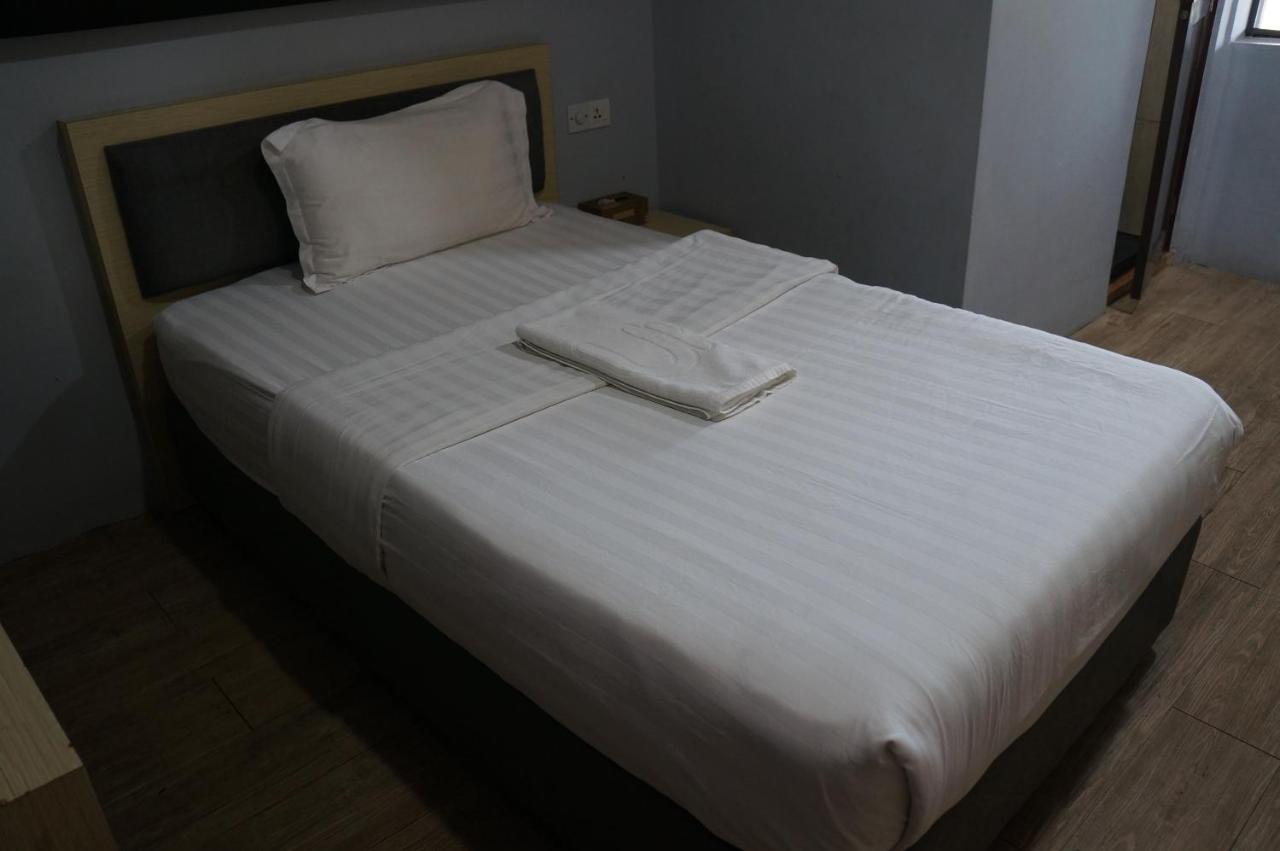 Unikarya Lodge Kota Kinabalu Exteriör bild