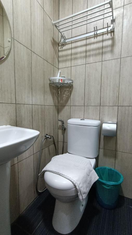 Unikarya Lodge Kota Kinabalu Exteriör bild
